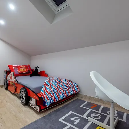 فيلة Luxury David With Swimming Pool, Sauna And Jacuzzi