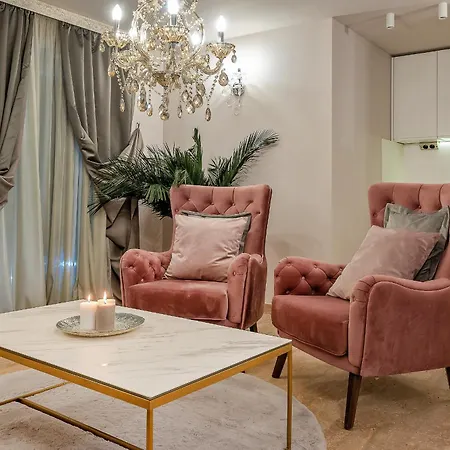 Luxury David With Swimming Pool, Sauna And Jacuzzi Pražnice