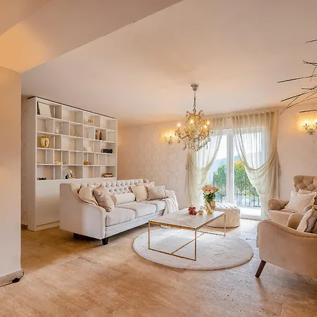 Luxury David With Swimming Pool, Sauna And Jacuzzi Pražnice