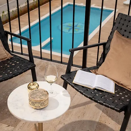 Luxury David With Swimming Pool, Sauna And Jacuzzi Pražnice