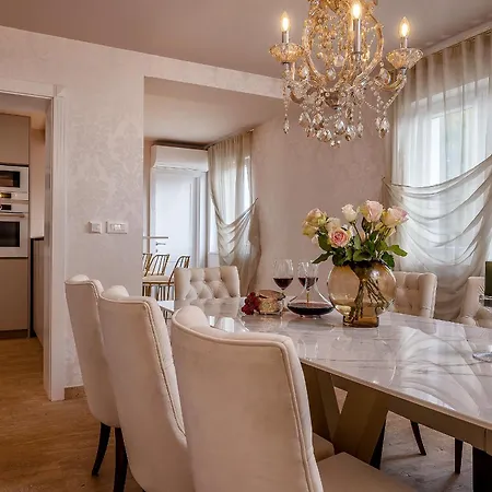 Luxury David With Swimming Pool, Sauna And Jacuzzi *