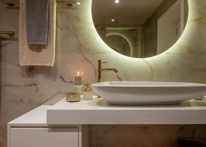 Luxury David With Swimming Pool, Sauna And Jacuzzi *