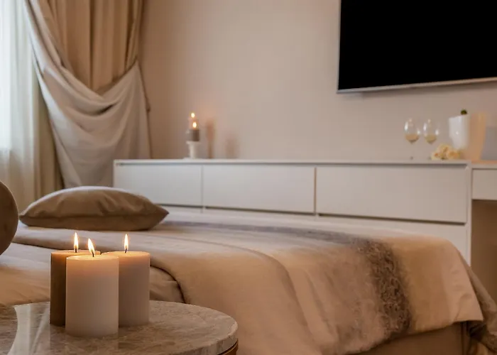 Luxury David With Swimming Pool, Sauna And Jacuzzi 빌라 Pražnice